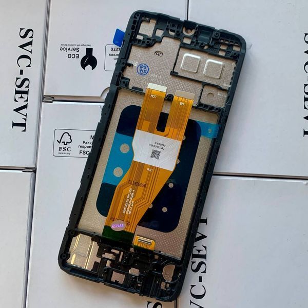 Дисплей для Samsung A055 Galaxy A05 2023 з чорним тачскріном та корпусною рамкою, Original (China) 83320 фото
